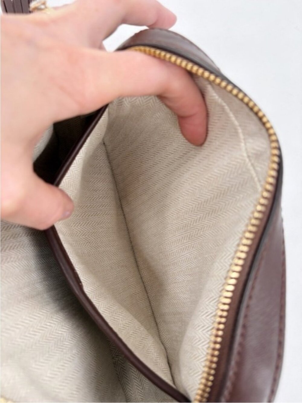 TORY BURCH McGraw Woven Plaid Camera Bag - Picture 10 of 12